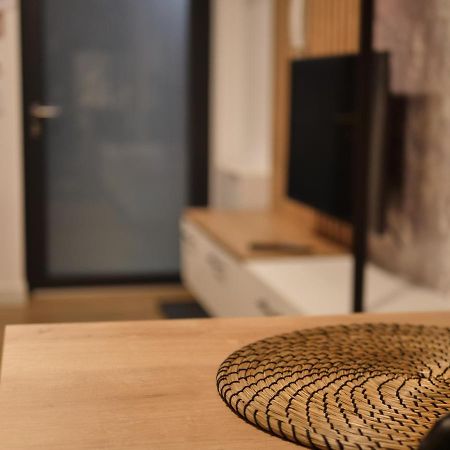 Przytulna Kawalerka 77 Apartment วรอตซวาฟ ภายนอก รูปภาพ